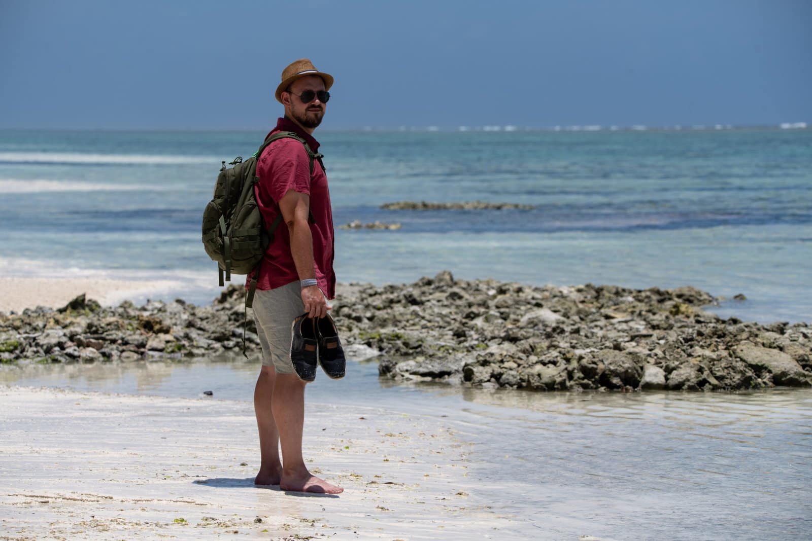 Die vielfältigen Küstenlandschaften Sansibars entdecken, perfekt für eine Individualreise nach Safari Tansania.